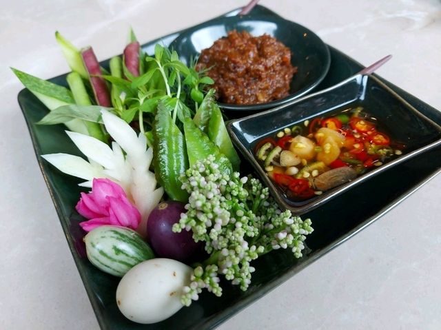 อาหารไทยสุดประณีต บรรยากาศเรียบหรู
