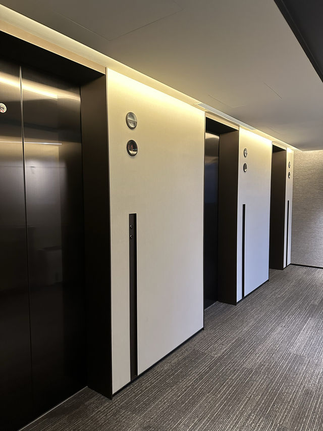 Efficient Hotel