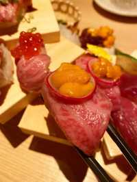 【福岡グルメ】肉寿司と焼き鳥を楽しめる豪華な居酒屋