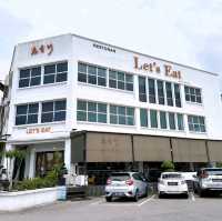 Relaxing Lunch at Let's Eat Taman Gaya
