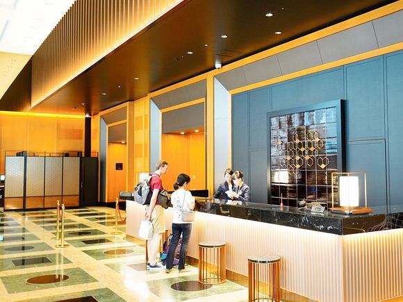 東京芝賽萊斯廷飯店：豪華雙人房寬敞舒適，充滿溫馨感！