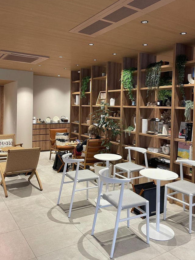 【福岡カフェ】暖炉の前でまったりカフェ