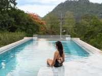 พิกัดที่พักเขาใหญ่ สระว่ายน้ำสวยจึ้ง