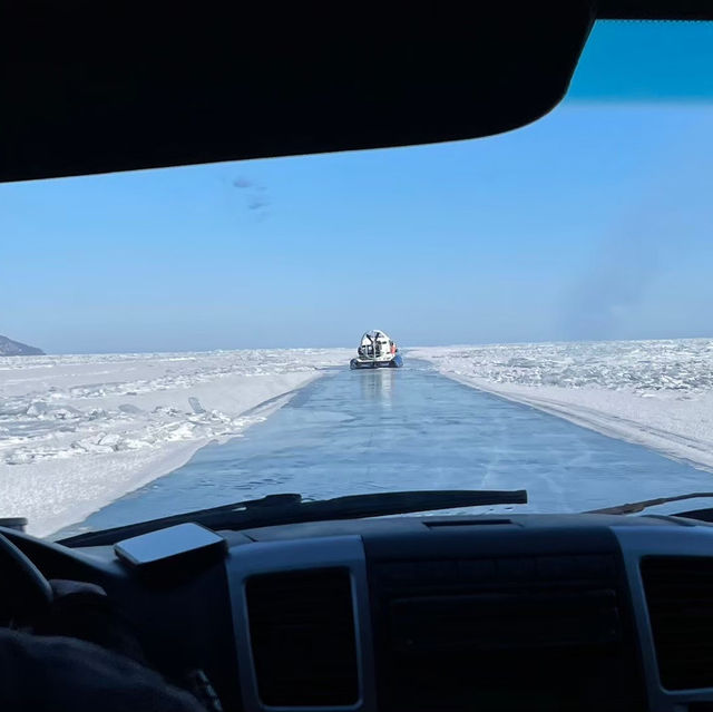 Ride hovercraft in Listvyanka 