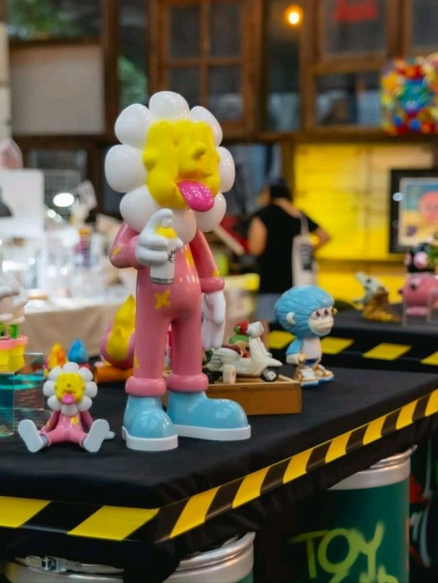 Art แกลเลอรี่ ช่างชุ่ย 