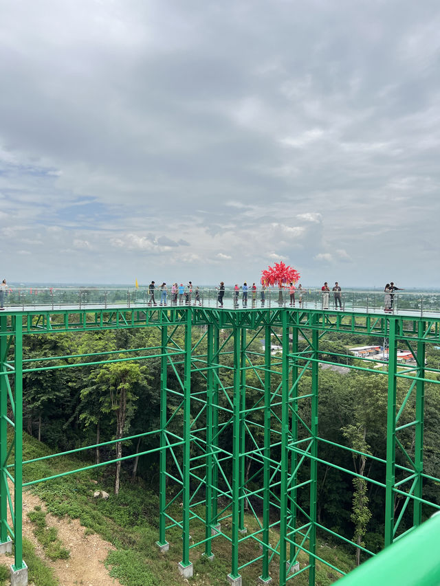 ที่เที่ยวเปิดใหม่ล่าสุด‼️ Skywalk ดอยติลำพูน 😨