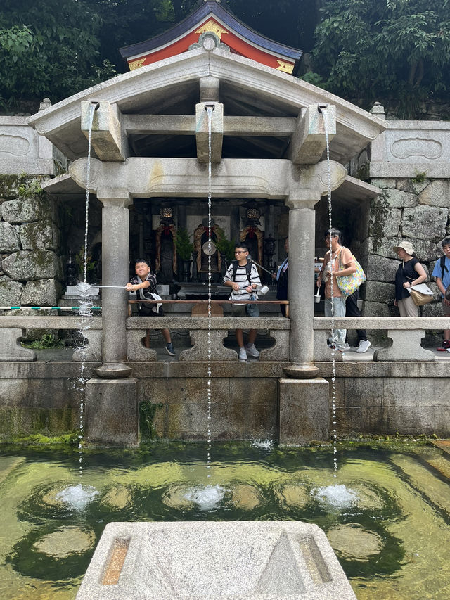 【京阪神五至七日遊】貓🐱風列車、合掌村、清水寺、心齋橋購物，穿和服遊京都