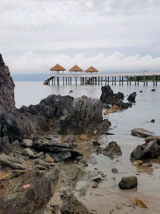 DISCOVERING TANJUNG BALAU BEACH