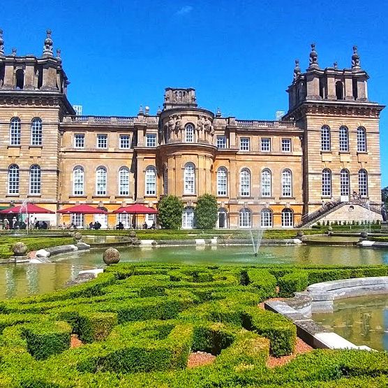 Picture-Perfect Moments Await at Brussels’ Royal Palace