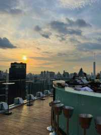 【バンコクの高級SKY BAR🍸 Octarb】