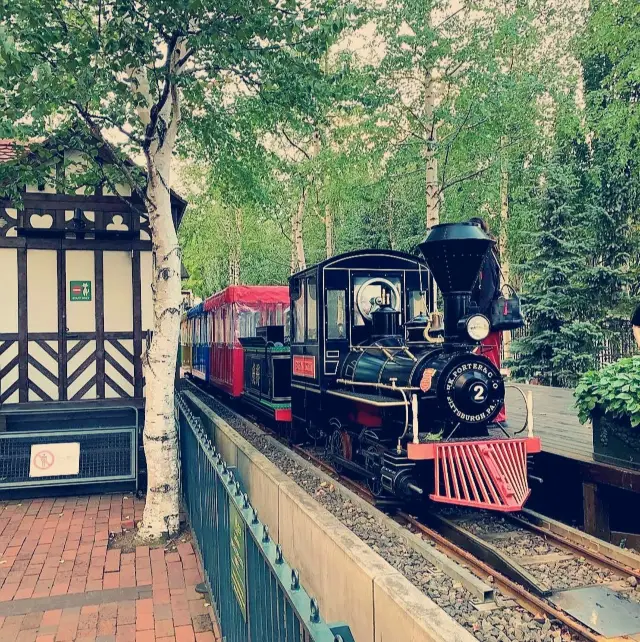 Sapporo's European Charm! Shiroi Koibito Park.