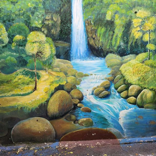 จิตรกรรมฝาผนัง ดานัง 🖼