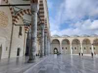 Çamlıca Camii 恰姆勒加清真寺🕌- 土耳其伊斯坦布爾最大最美的清真寺，適合打卡拍照📸