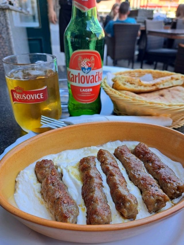 【Bistro Dolac:ザグレブ,クロアチア】絶品チェバプチチが食べられるお店✨