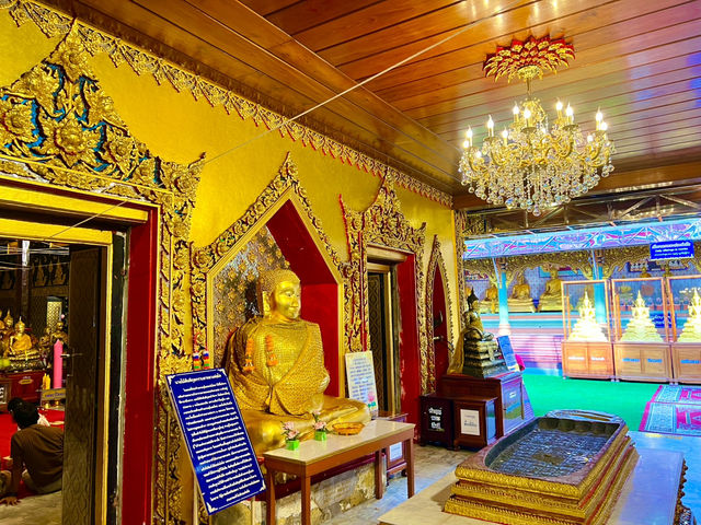 กราบหลวงพ่อโต วัดบางพลีใหญ่ใน
