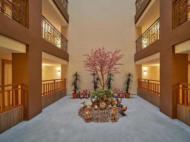 Prom Ratchada Hotel