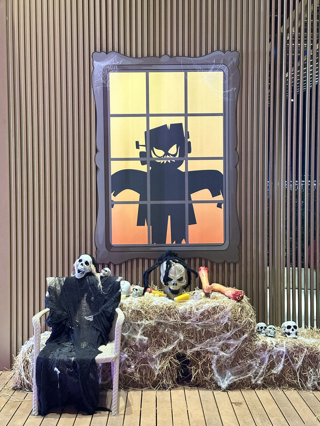 Happy Halloween Day at Chanthaburi 👻