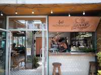 Fat Submarine Cafe and Restaurant