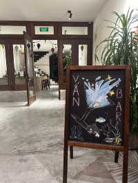 🥂Van Cocktail Bar บาร์เน้นบรรยากาศ เพลงสากล
