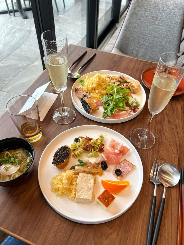 Club lounge in Okinawa, Everything is super delicious!❤️