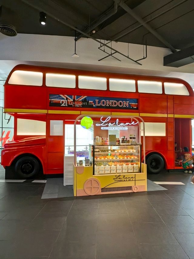 Shop the World in One Place at Terminal 21 🌎🛩️