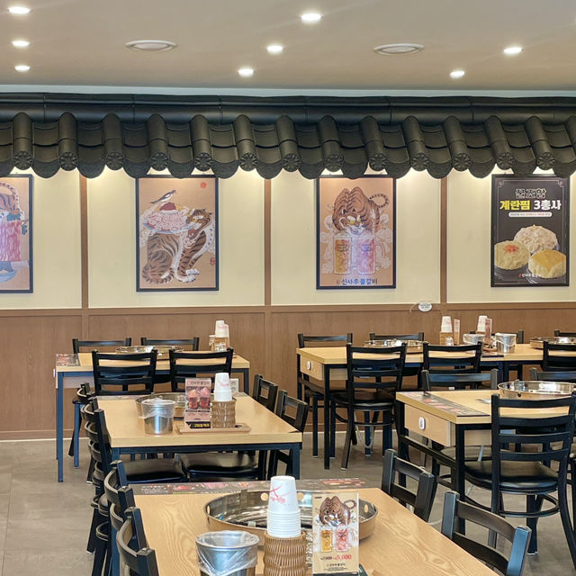 독특한 음식 비주얼이 인상적인 대전 괴정동 맛집 - 신사우물갈비 대전점