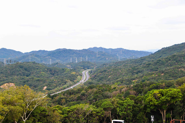淡路島景點：うずの丘 大鳴門橋記念館，可以拍到巨大洋蔥，在絕景餐廳吃美食看鳴門大橋
