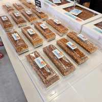 Toffy Cake Chonburi คาเฟ่ ร้านของฝากเจ้าดัง