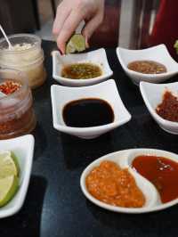 ร้านบุฟเฟ่ต์ปิ้งย่างเตาถ่าน ของเฮียนพ “ รสดีเด็ด” 