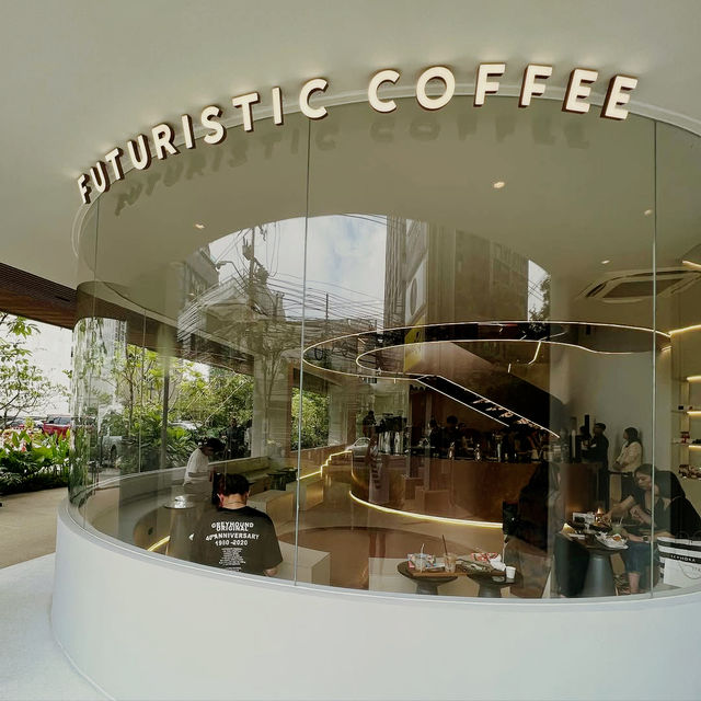 Artisan Perfection at Rolling Roasters Cafe