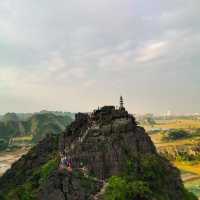 Mua Cave: A Hidden Gem in Ninh Binh!