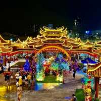 Seeking blessings at Xing’an Temple in Batu 11 Cheras