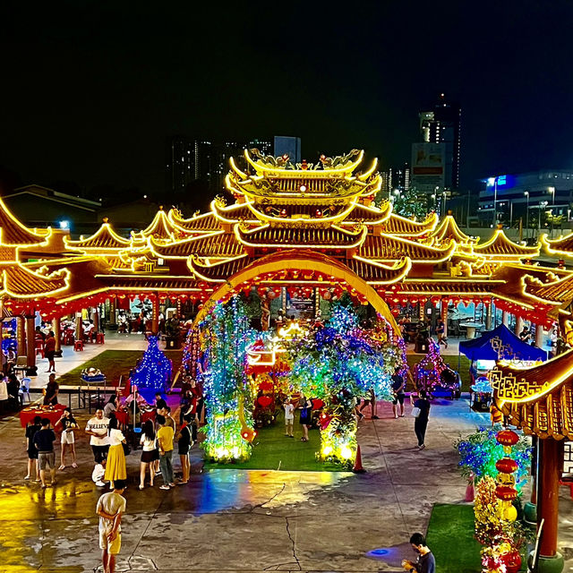 Seeking blessings at Xing’an Temple in Batu 11 Cheras