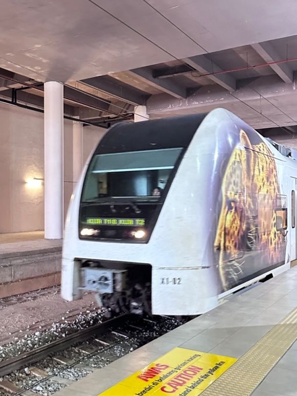 วิธีเดินทางจากสนามบิน KL เข้าเมืองโดย KLIA EXPRESS วิธีเดินทางจากสนามบิน KL เข้าเมืองโดย KLIA EXPRESS
