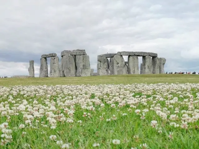 充滿神秘色彩的不解之謎：巨石陣 Stonehenge