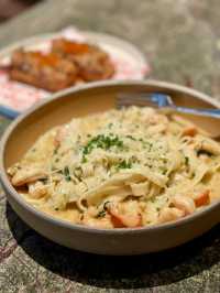 Absolutely delightful fusion cuisine between Asian & Latin flavors