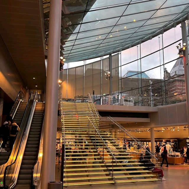 Van Gogh Museum (Amsterdam)