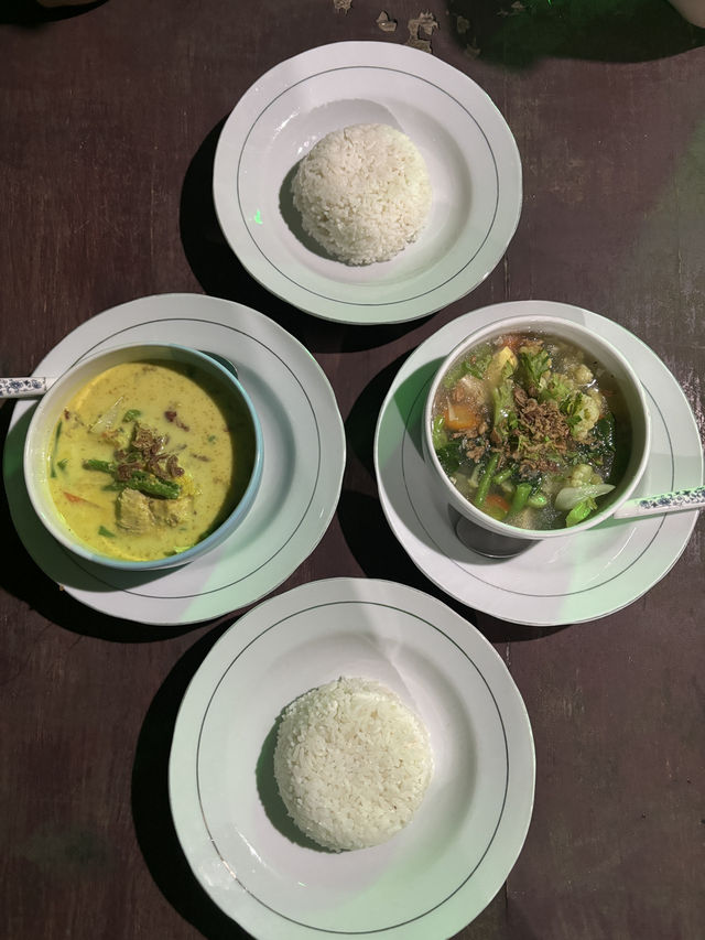 For the price and flavors, Warung Lamina is hard to beat! ⭐️⭐️⭐️⭐️⭐️