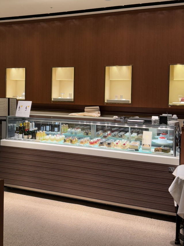 Selections: A Sweet Escape at Hotel Chinzanso Tokyo