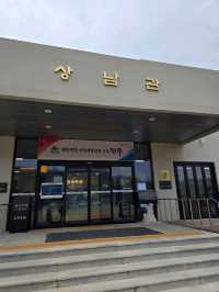 무료입장이라 더 좋은 기업가정신 진주 도서관💜