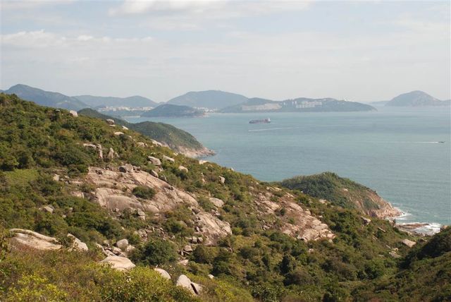 The Funny Rocks of Ling Kok Shan