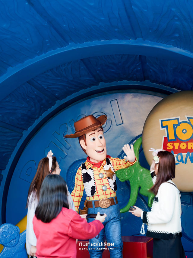 🧸 Toy Story Land เมืองของเล่นที่ใครๆก็ชอบ