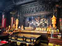 ขอพรองค์เทพจี้กง วัดกลางหุบเขา ริมแม่น้ำ Bazhang