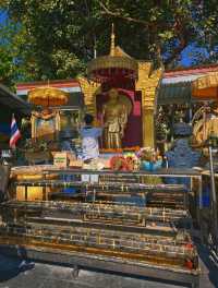 ครูบาศรีวิชัย: สักการะเพื่อเสริมมงคลในการเดินทาง