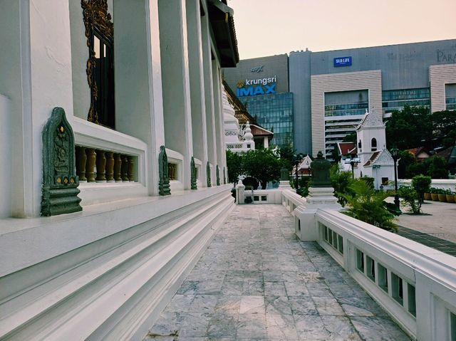 泰國曼谷素坤逸區皇家古跡寺廟景點一日遊行程，白色大理石暹羅文化寺廟建築，適合拍照📸打卡