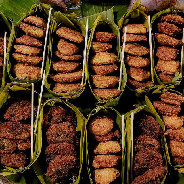 หลาดใตโหนด พังงา