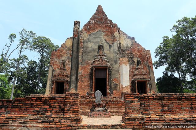 วัดโพธิ์ประทับช้าง พิจิตร