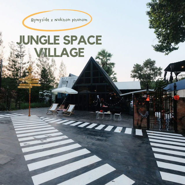 Jungle Space Village ☕️🌲