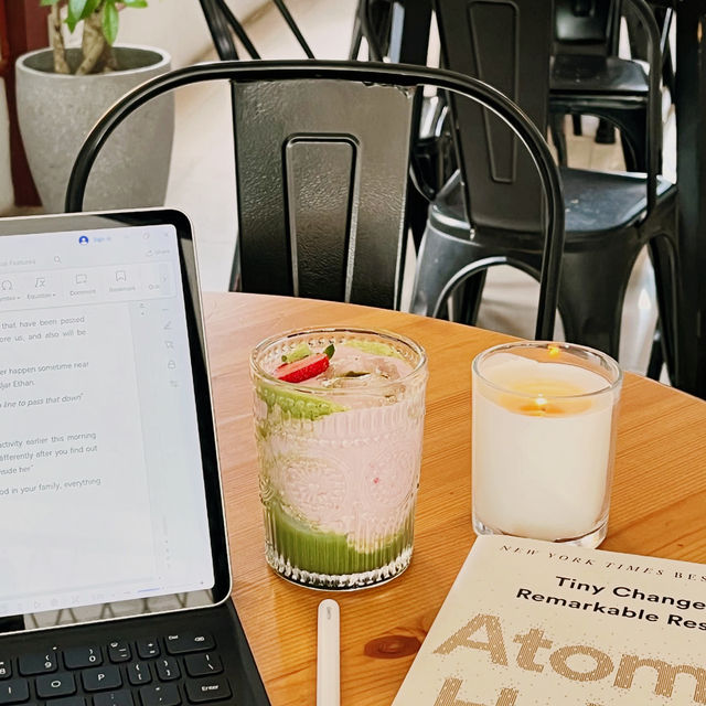 Cozy Conversations at Jills Cafe