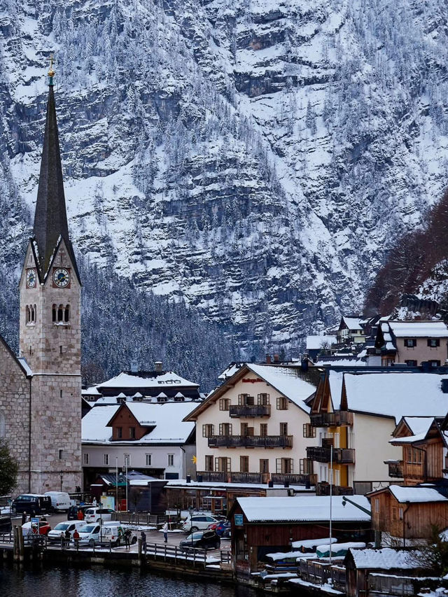 A solo day trip to dreamy Hallstatt for my birthday. Just me, snow, and memories I’ll keep forever